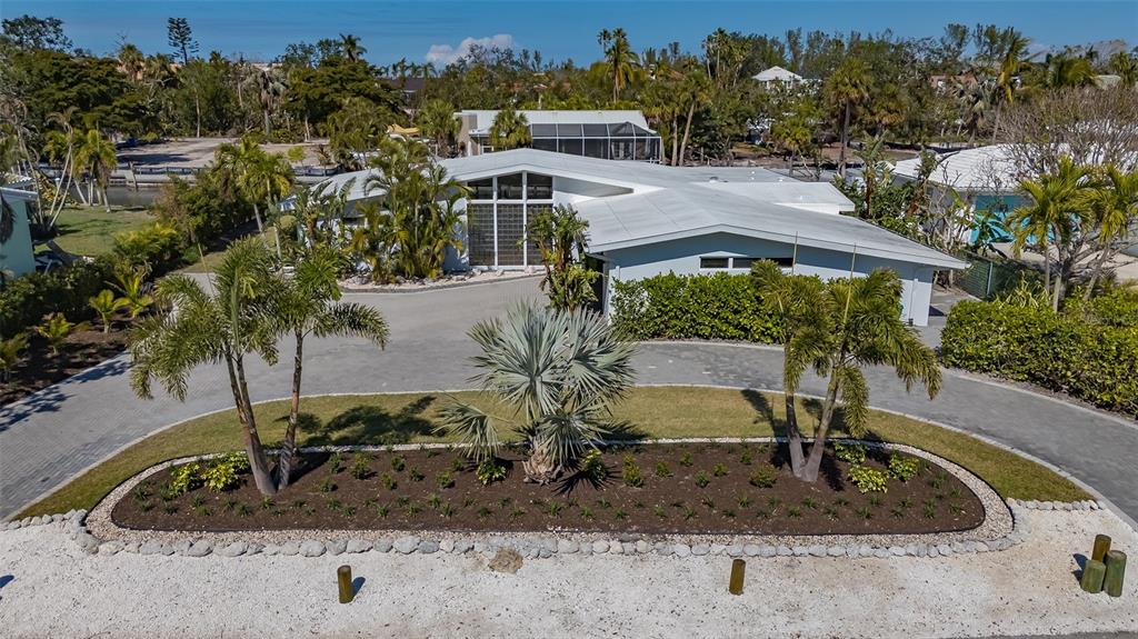 619 Buttonwood Drive Longboat Key, FL 34228 - Photo 1 of 77