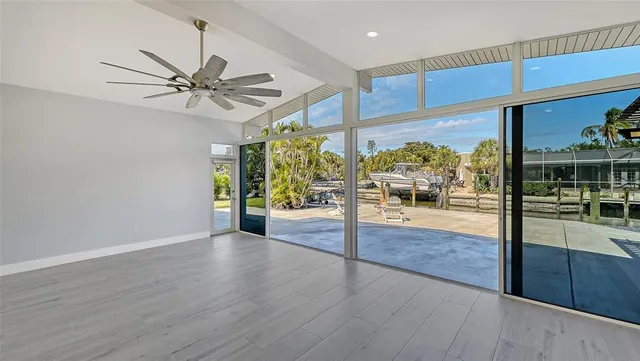 $1,575,000 | 619 Buttonwood Drive, Longboat Key, FL 34228