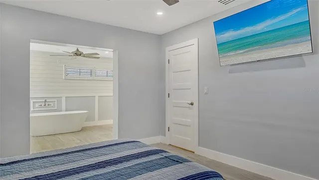 $1,575,000 | 619 Buttonwood Drive, Longboat Key, FL 34228