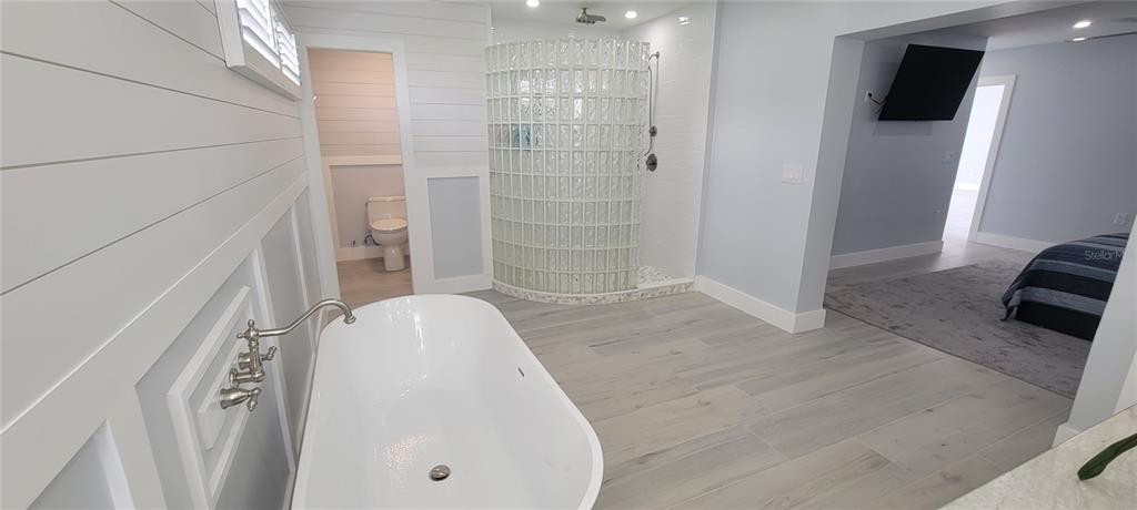 619 Buttonwood Drive Longboat Key, FL 34228 - Photo 40 of 70