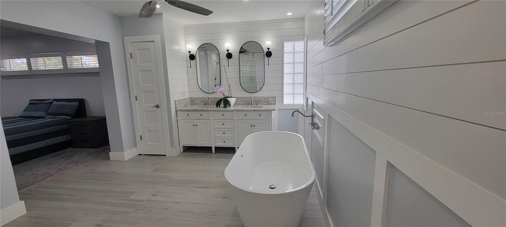 619 Buttonwood Drive Longboat Key, FL 34228 - Photo 41 of 70