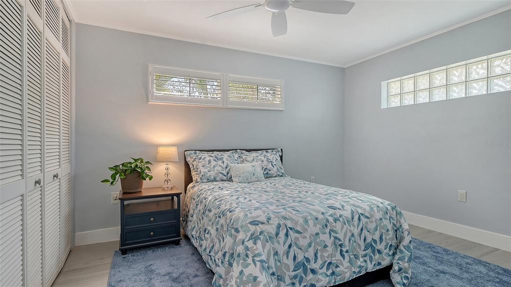 619 Buttonwood Drive Longboat Key, FL 34228 - Photo 43 of 70