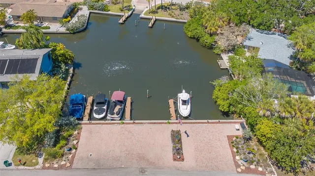 $1,575,000 | 619 Buttonwood Drive, Longboat Key, FL 34228
