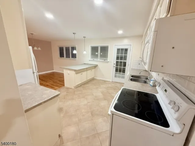 $3,250 | 6 Hillside Avenue, Netcong, NJ 07857