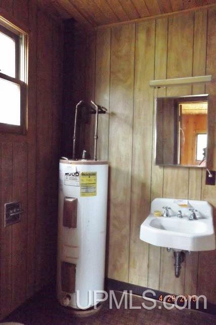 7339 Chalk Hill Road Daggett, MI 49821 - Photo 5 of 13 Gallery Image 5