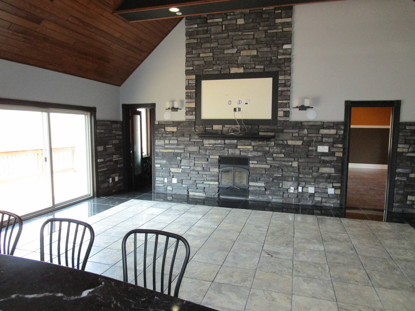 6909 Schultz Road Harvard, IL 60033 - Photo 11 of 19 a view of an empty room and a window