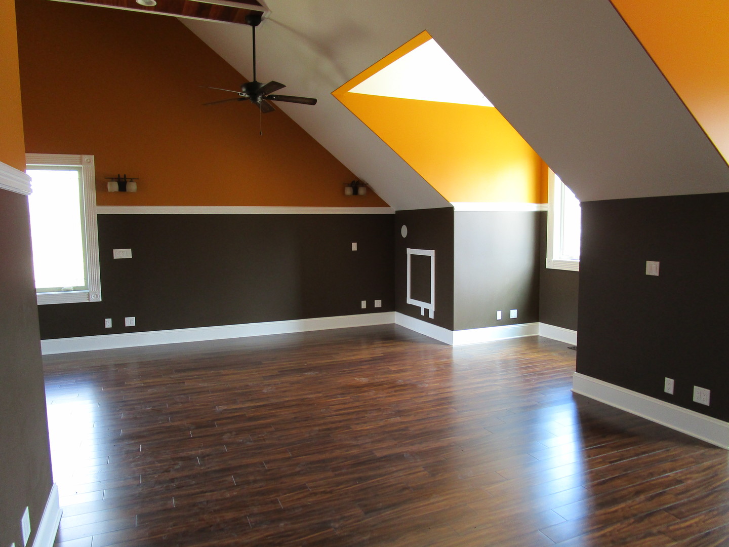 6909 Schultz Road Harvard, IL 60033 - Photo 12 of 19 a view of a livingroom with wooden floor