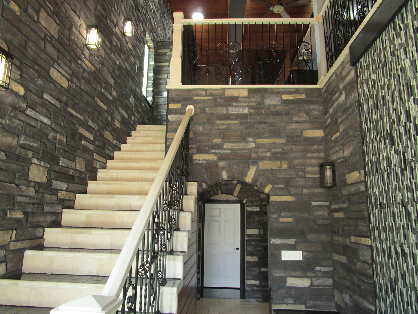 6909 Schultz Road Harvard, IL 60033 - Photo 7 of 19 a view of entryway with wooden floor
