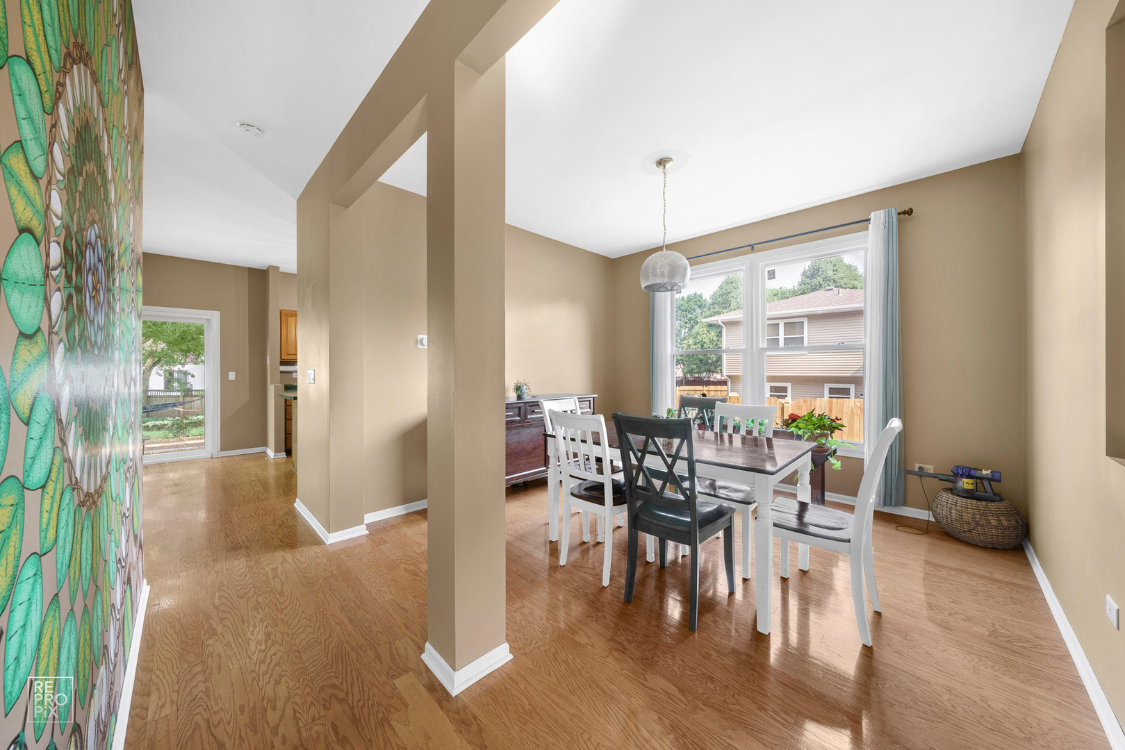 173 Ashcroft Drive Bolingbrook, IL 60490 - Photo 3 of 19