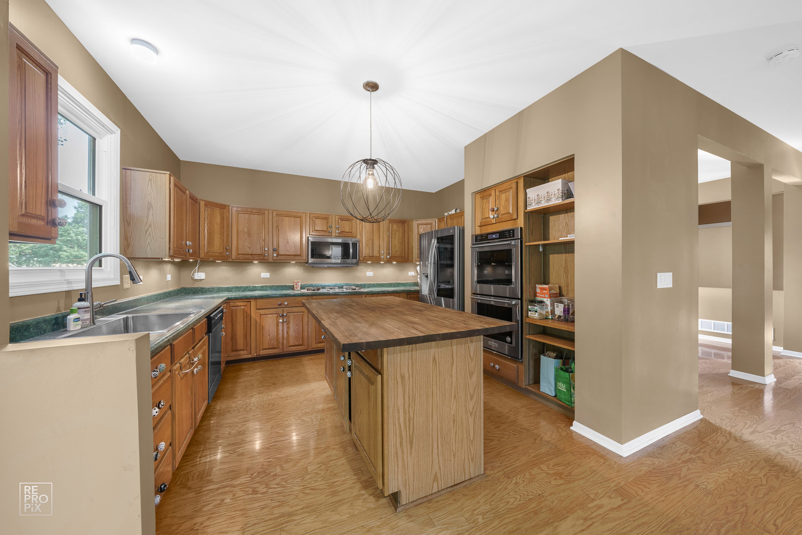 173 Ashcroft Drive Bolingbrook, IL 60490 - Photo 7 of 19