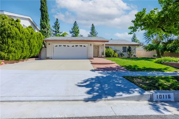 $1,035,000 | 10116 Viking Avenue, Northridge, CA 91324