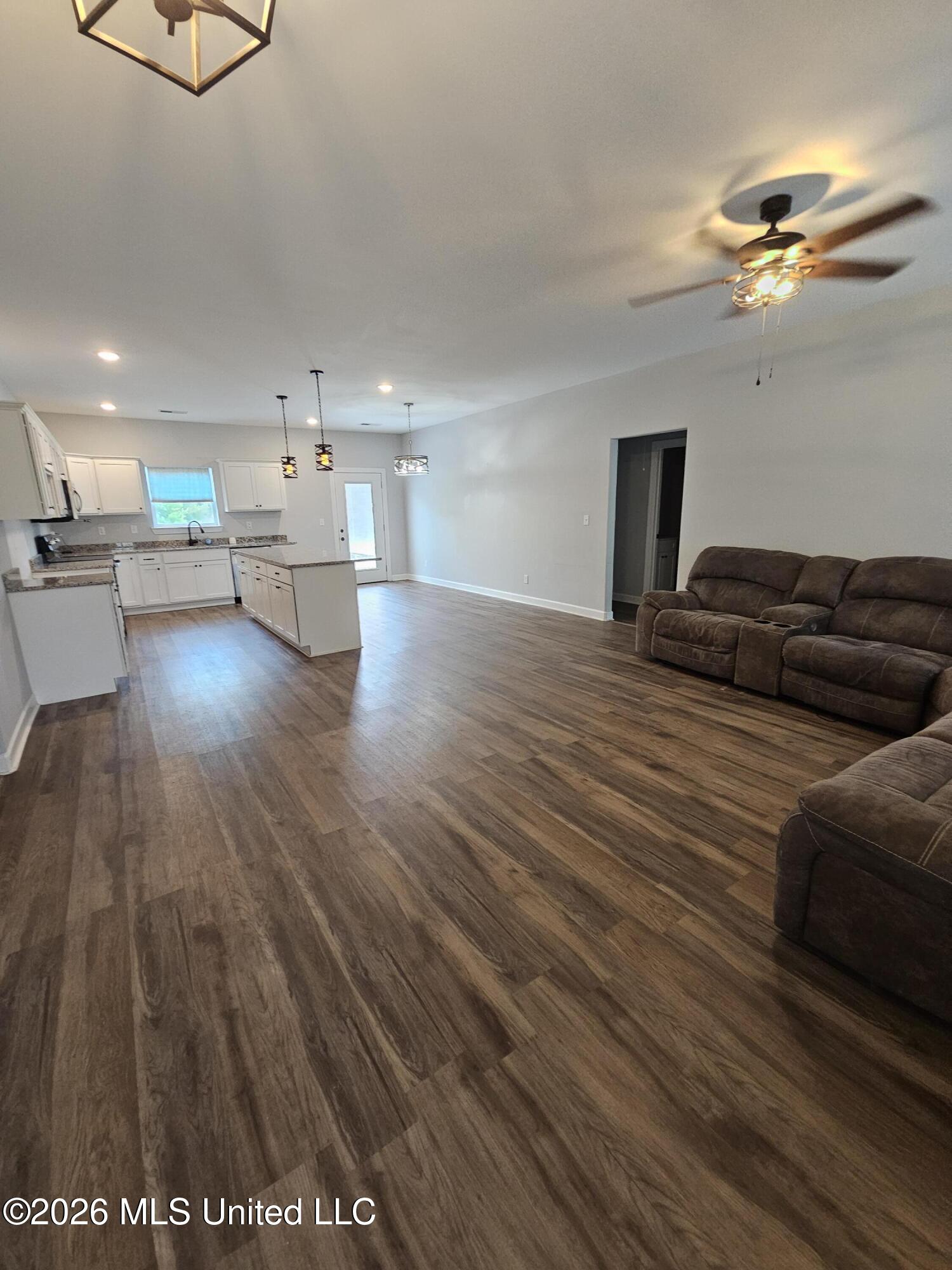 124 Deerfield Trace Coldwater, MS 38618 - Photo 2 of 18 20260518_135252