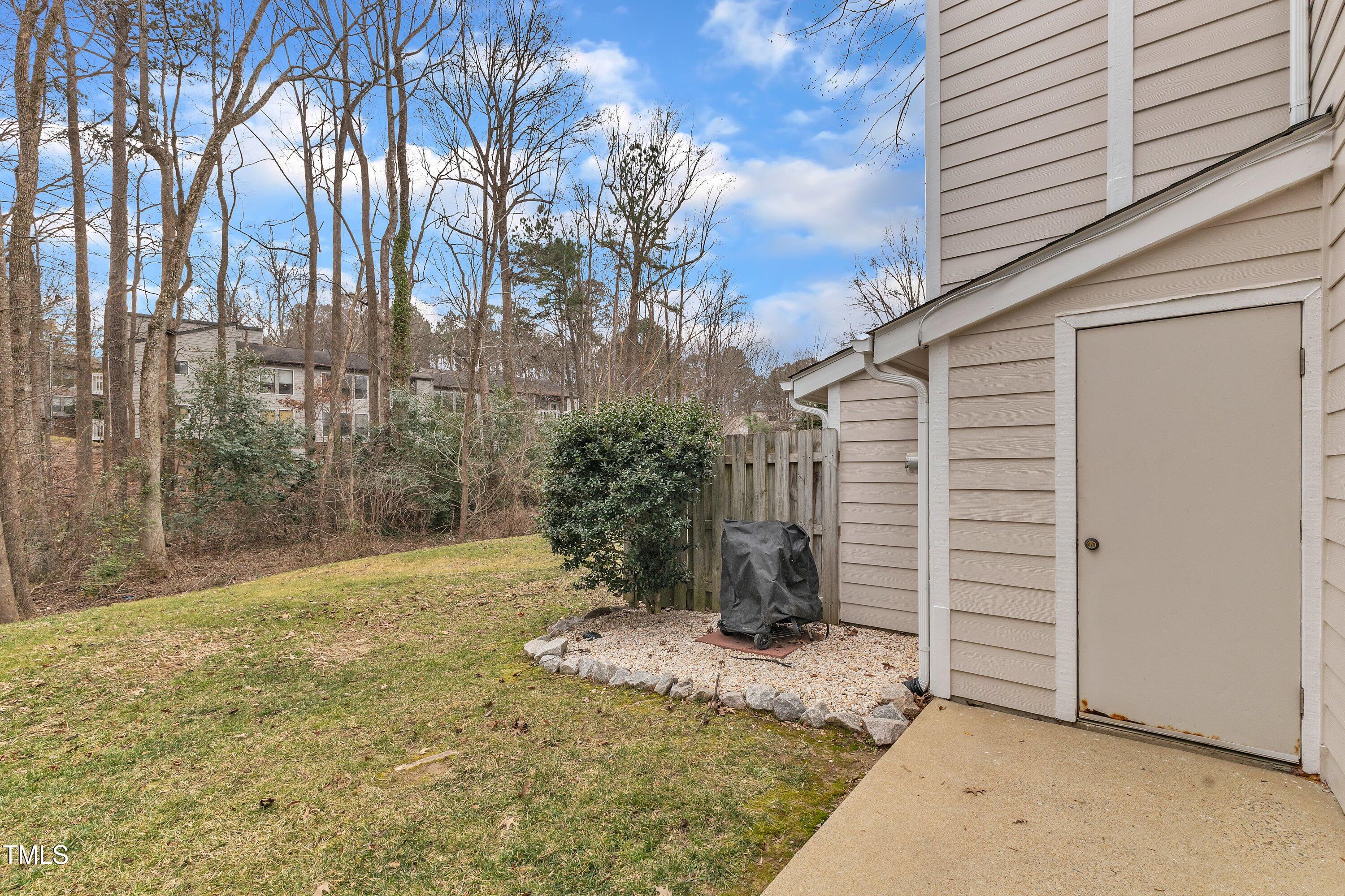 7811 Falcon Rest Circle Raleigh, NC 27615 - Photo 33 of 39 33-7811 Falcon-29