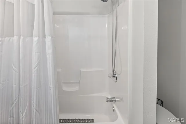 $319,750 | 119 North Market Street, Grafton, IL 62037