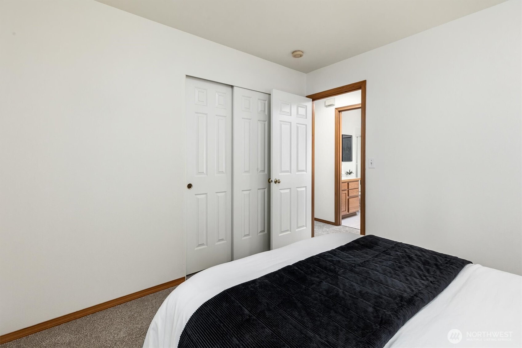14118 Beverly Park Road, Unit B Edmonds, WA 98026 - Photo 21 of 40 Gallery Image 21