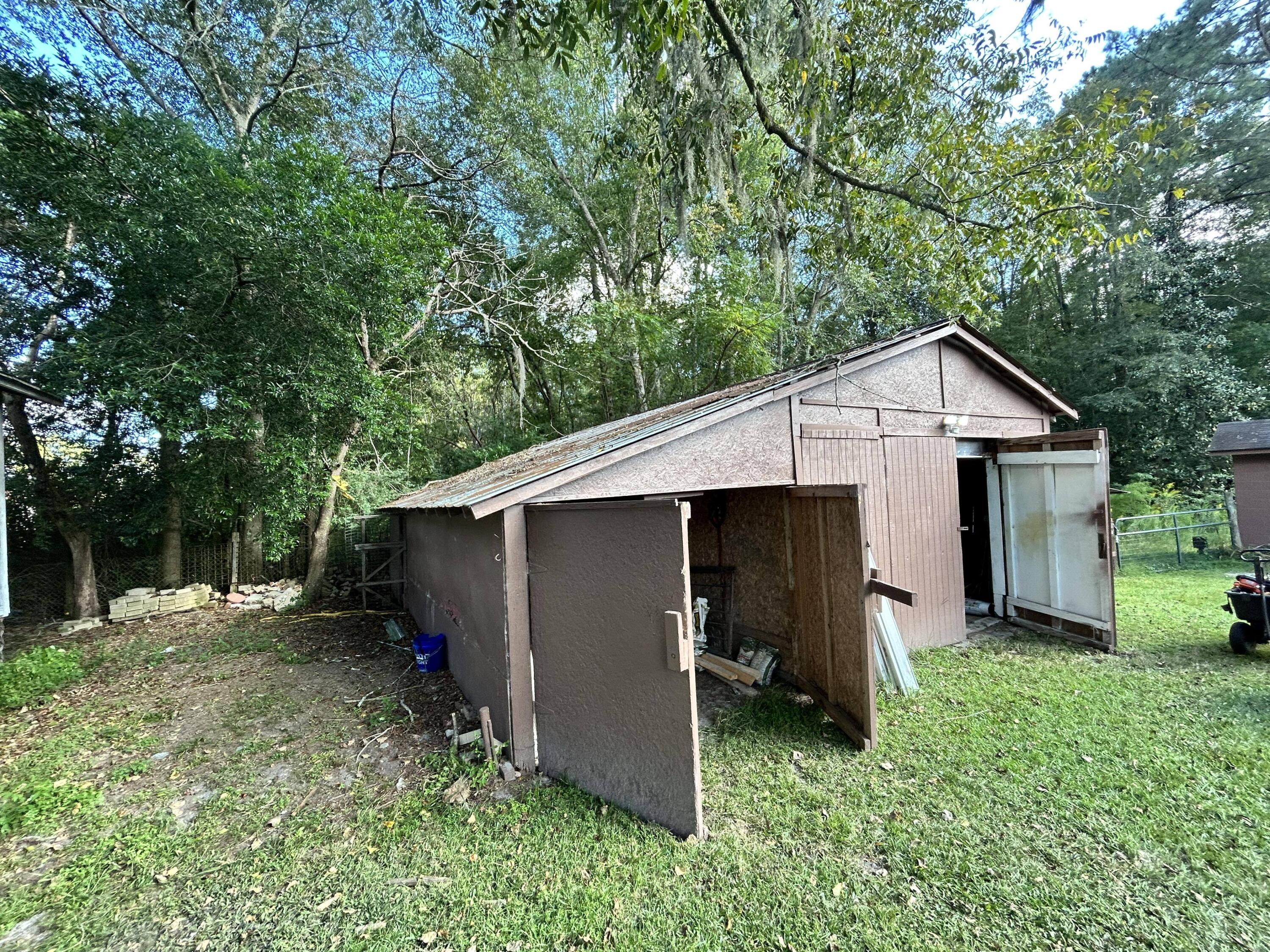 1108 Sidneys Road Walterboro, SC 29488 - Photo 46 of 46 Workshop&Storage