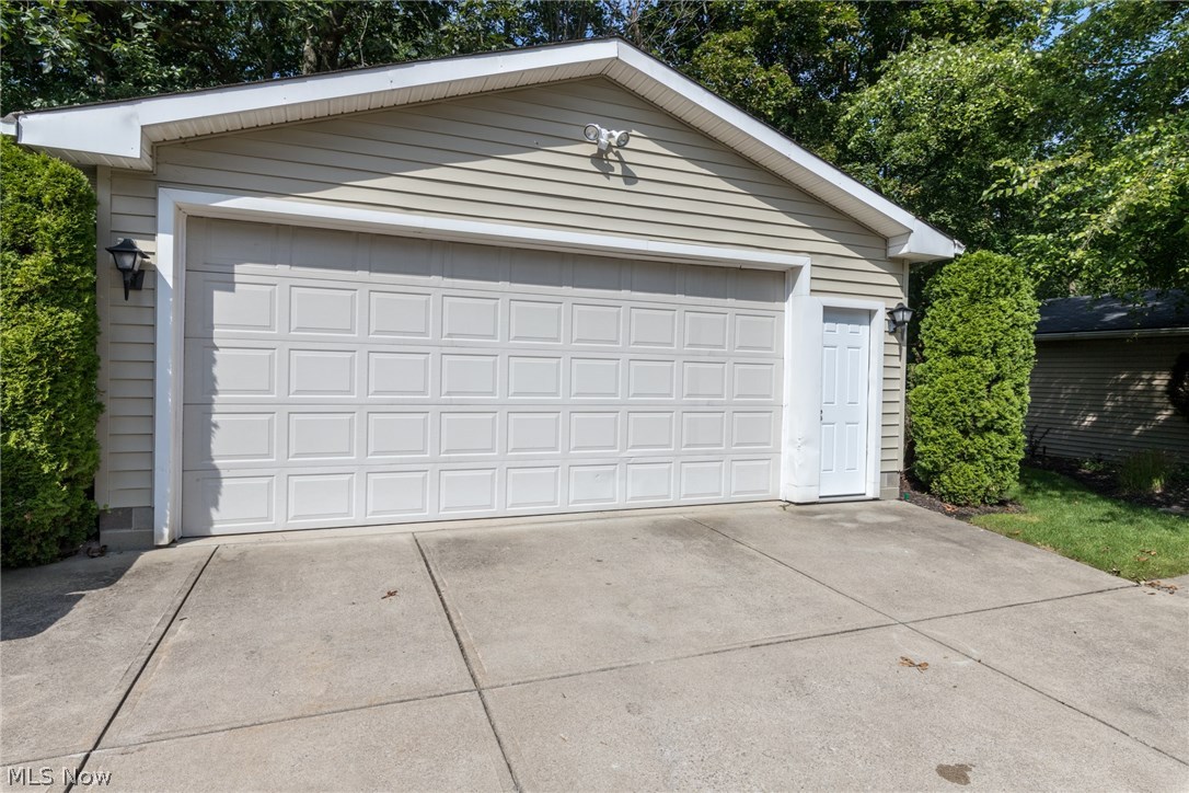 1394 Willshire Road Cleveland, OH 44124 - Photo 35 of 35 Gallery Image 35