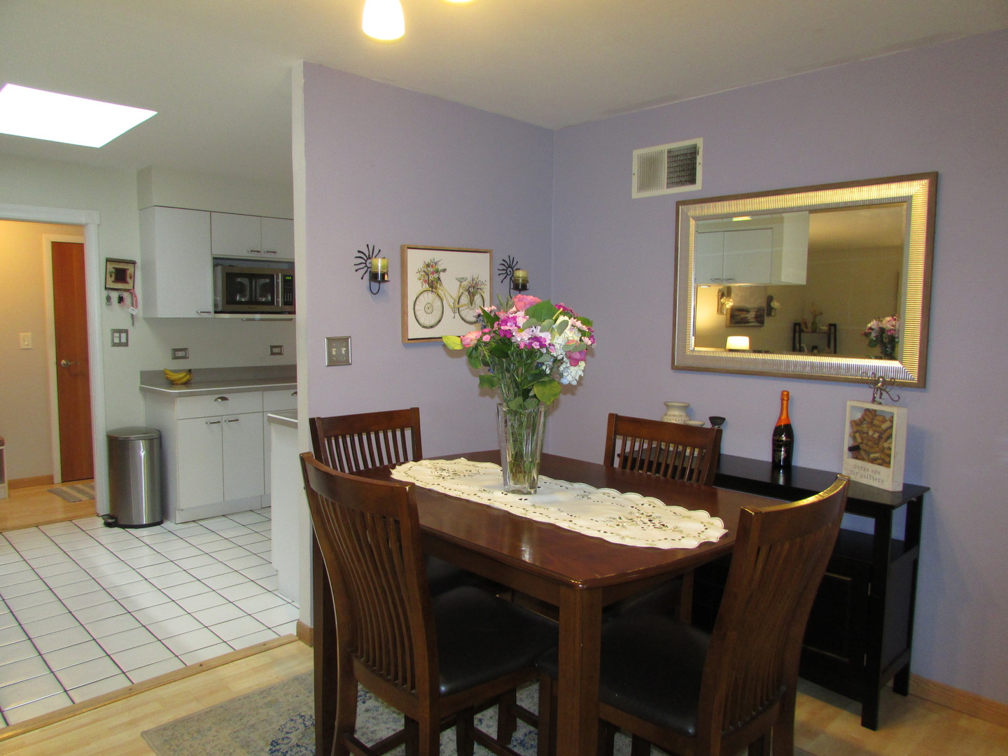 21W255 Canary Road Lombard, IL 60148 - Photo 12 of 32 a dining room with furniture and window