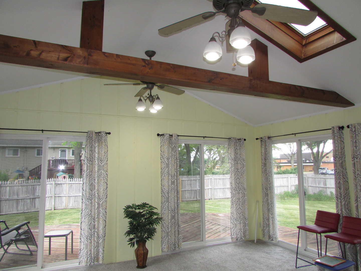 21W255 Canary Road Lombard, IL 60148 - Photo 18 of 32 a very nice looking room with a large window
