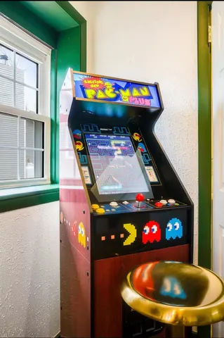 a outdoor space with lots of furniture and empty space