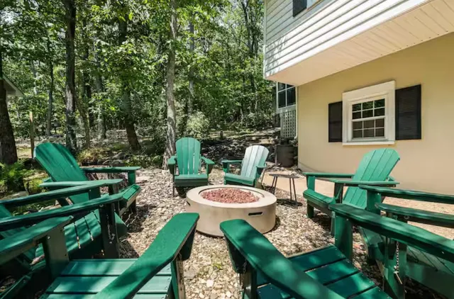 $589,900 | 2964 Hopkins Drive, McGaheysville, VA 22840