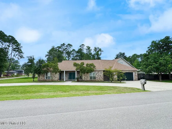 $230,000 | 6492 Kalipekona Way, Diamondhead, MS 39525