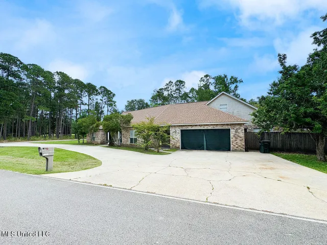 $269,900 | 6492 Kalipekona Way, Diamondhead, MS 39525