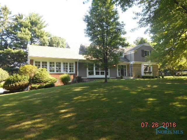 4044 Brookside Road Toledo, OH 43606 - Photo 1 of 20 Gallery Image 1