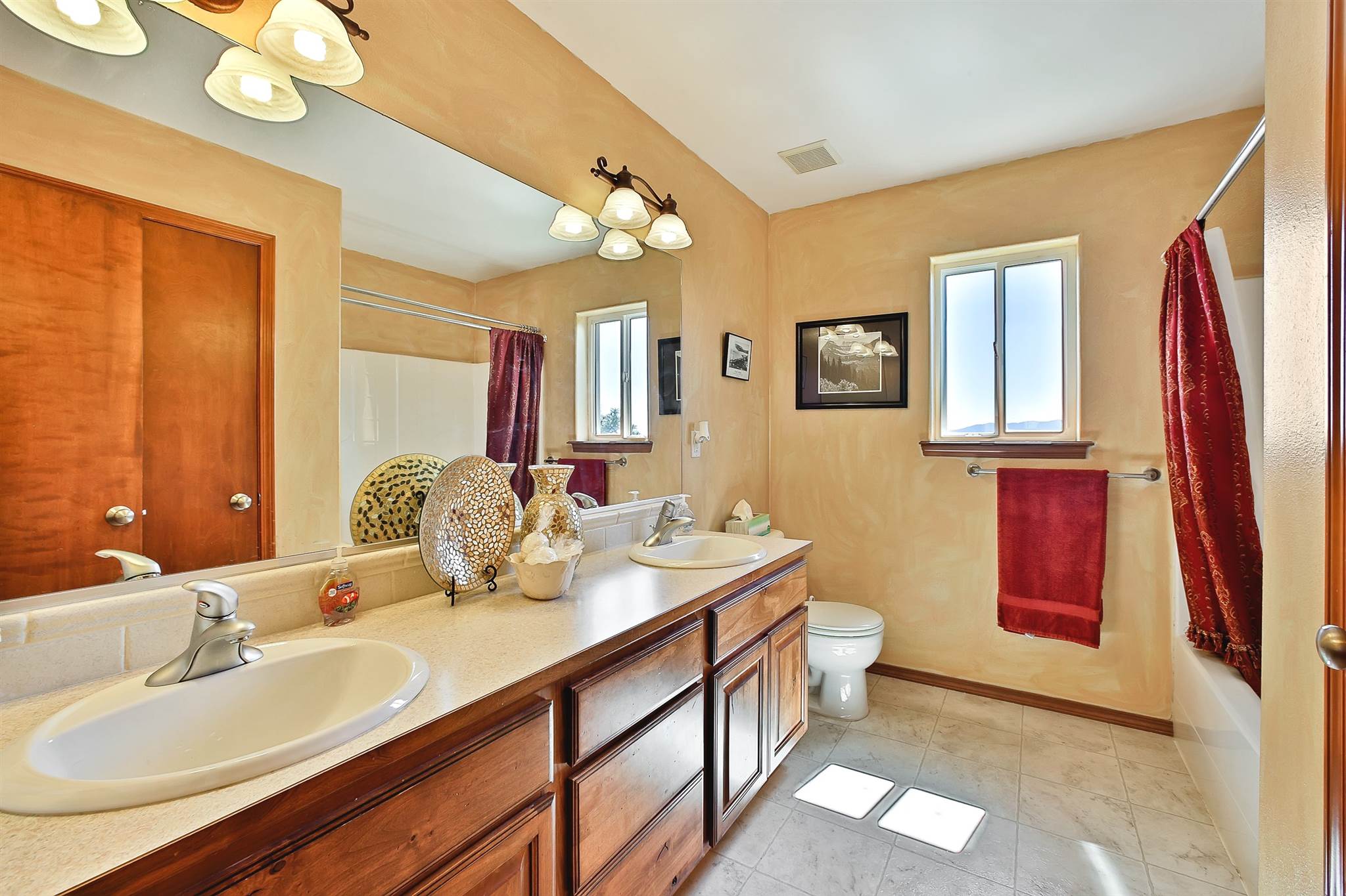 5908 Vista Ridge Lane Spokane, WA 99217 - Photo 20 of 40 Gallery Image 20