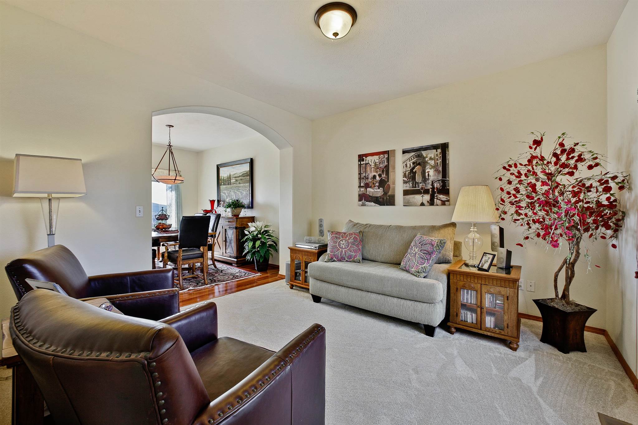 5908 Vista Ridge Lane Spokane, WA 99217 - Photo 3 of 40 Gallery Image 3