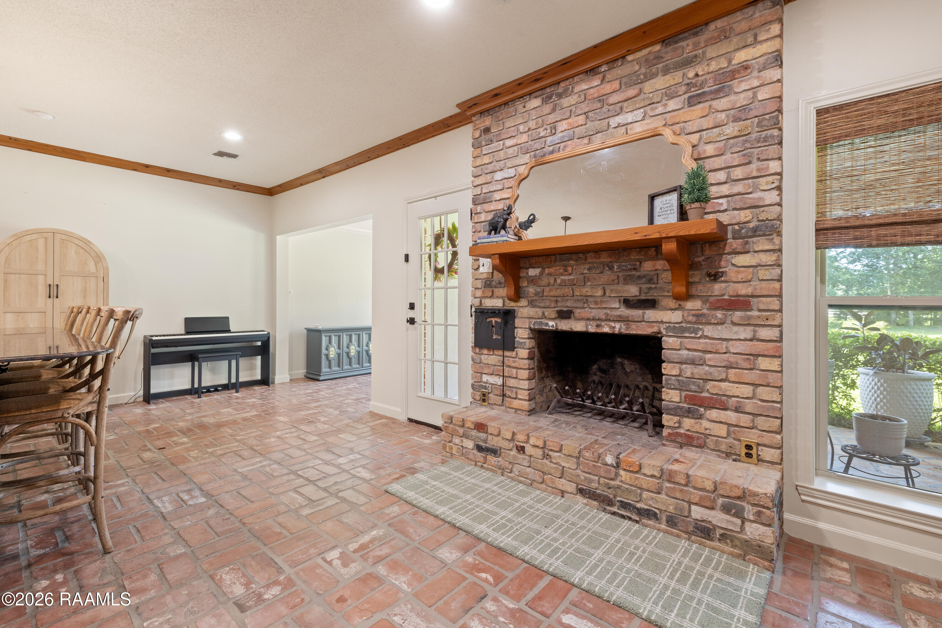 2407 East Broussard Road Lafayette, LA 70508 - Photo 13 of 39