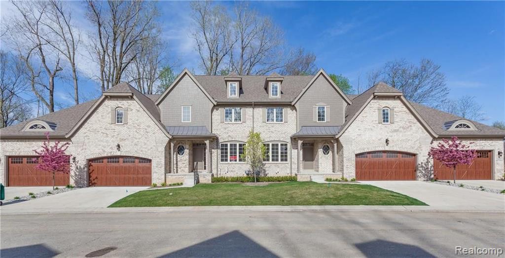 4213 Oak Arbor Crest Court Rochester, MI 48306 - Photo 2 of 30