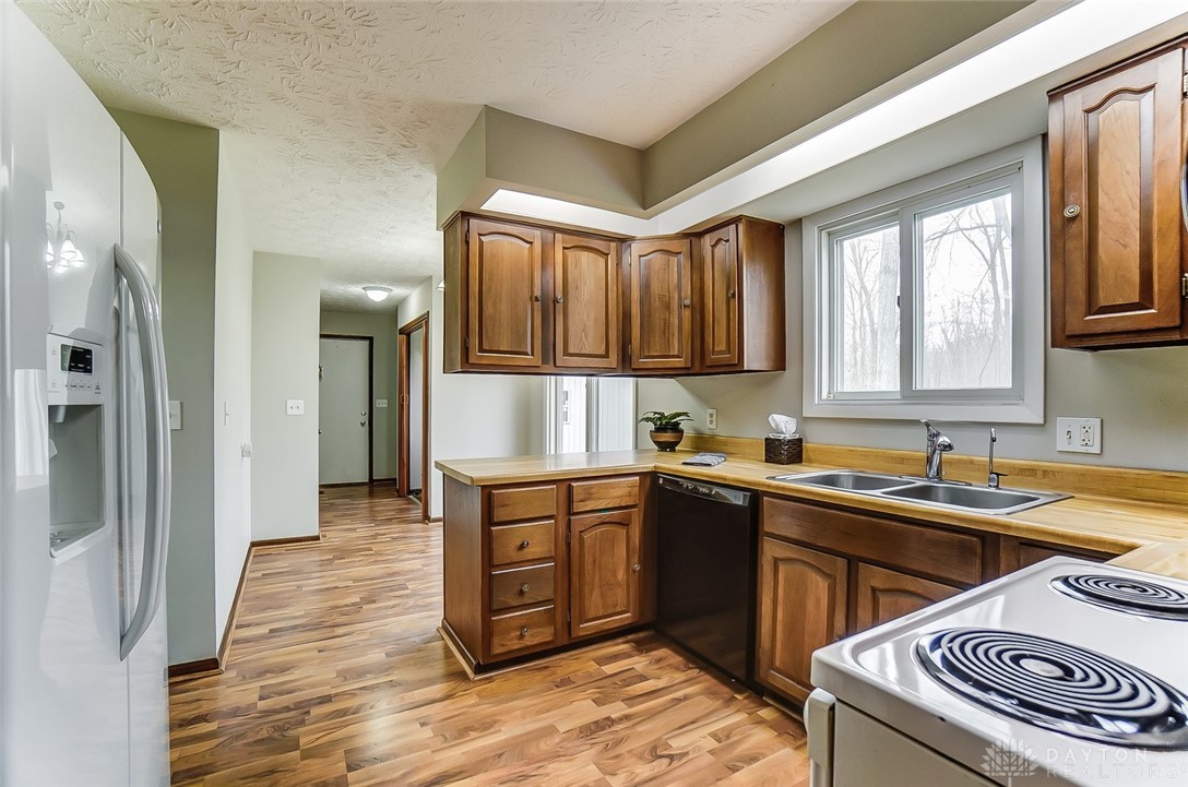 5485 Stringtown Road Piqua, OH 45356 - Photo 21 of 58 Gallery Image 21