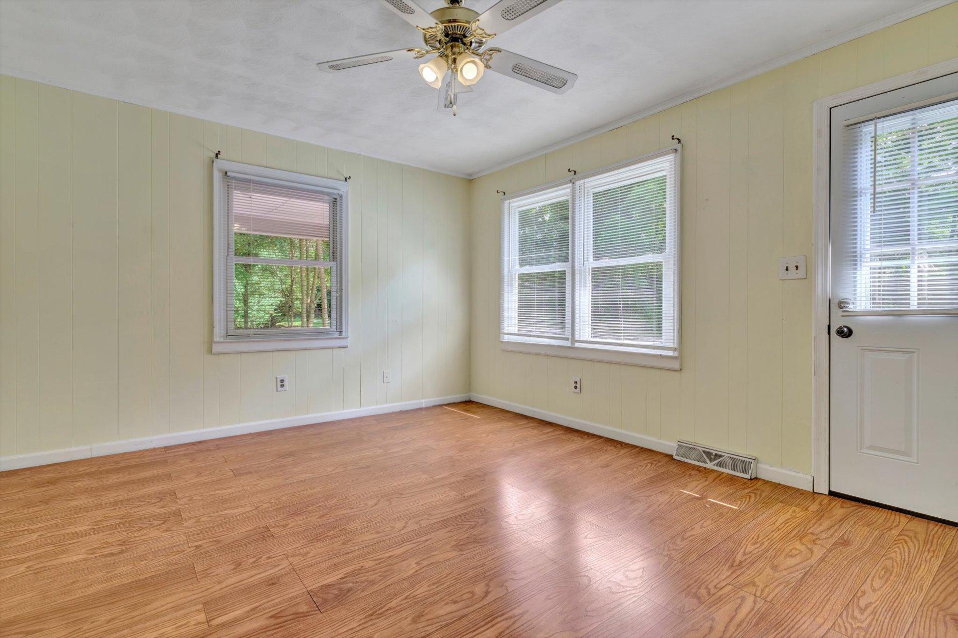 846 Doe Run Road Rocky Mount, VA 24151 - Photo 4 of 26 04-062120210079