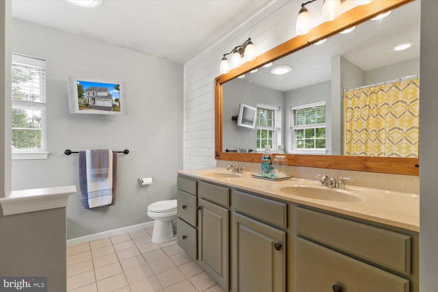 292 Cambridge Lane Lititz, PA 17543 - Photo 29 of 52