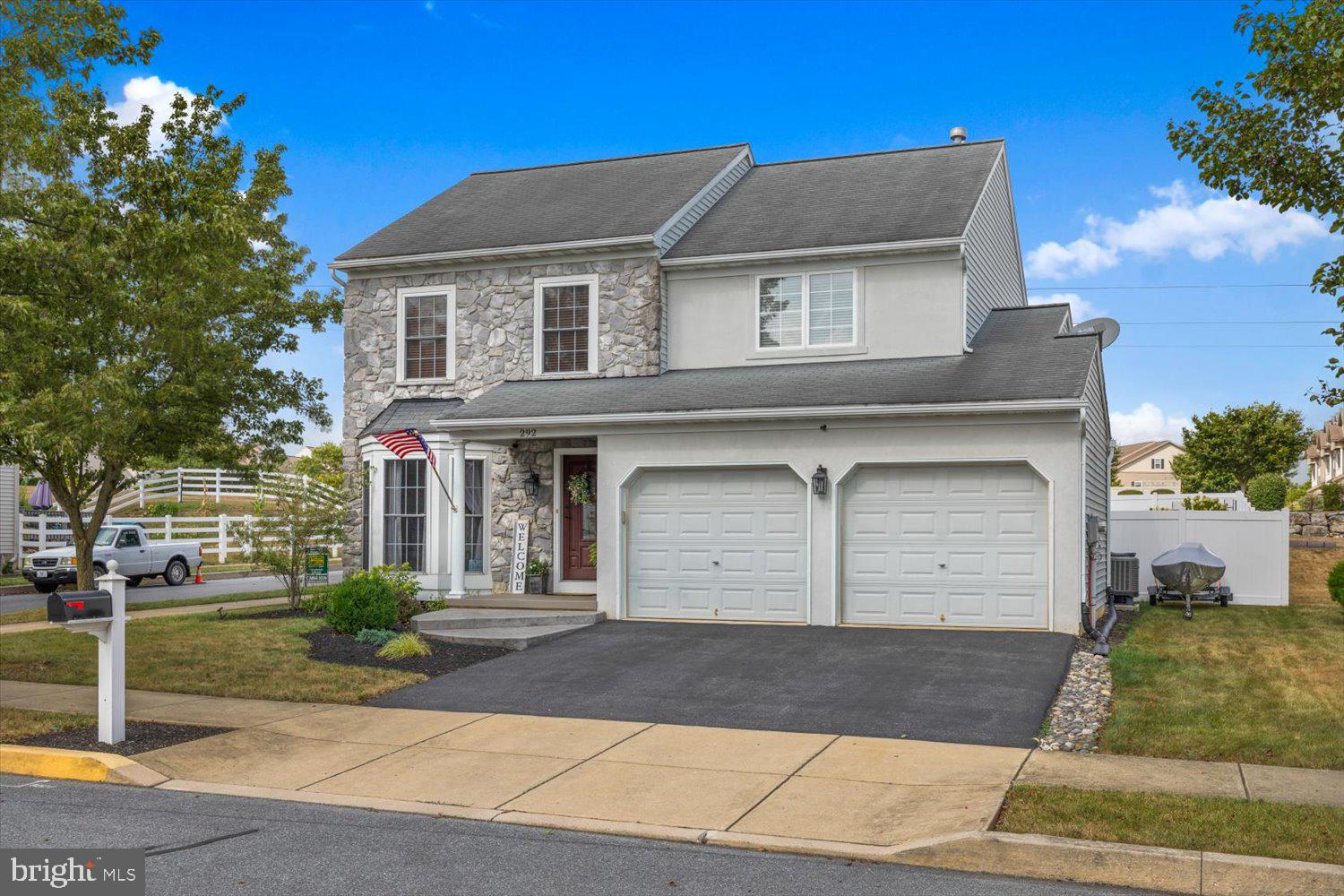 292 Cambridge Lane Lititz, PA 17543 - Photo 3 of 52