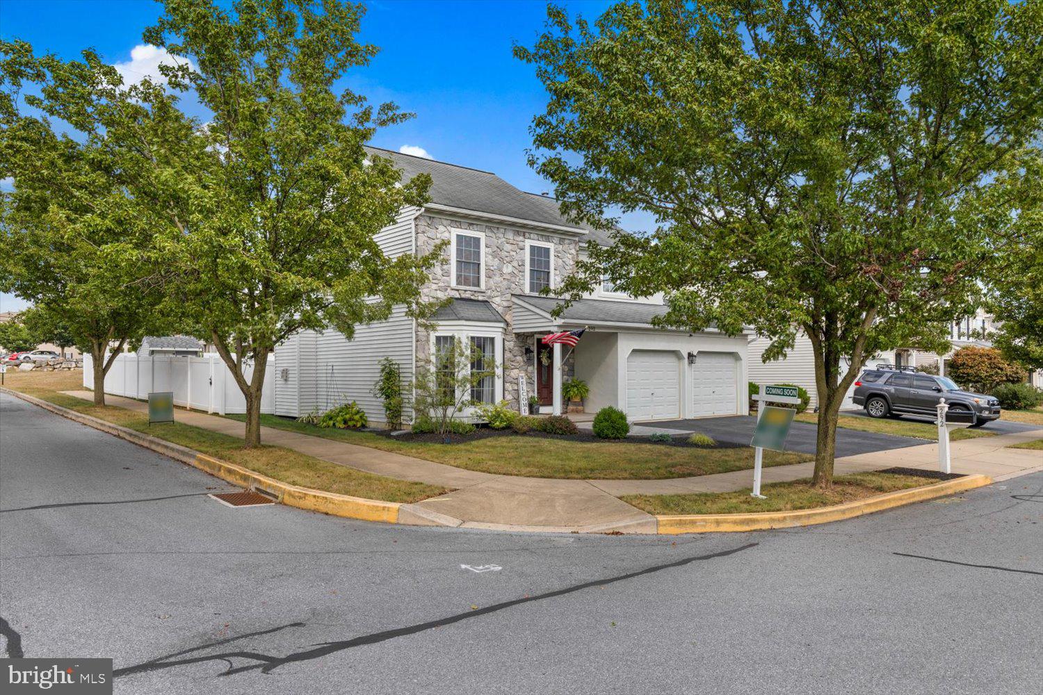 292 Cambridge Lane Lititz, PA 17543 - Photo 6 of 52