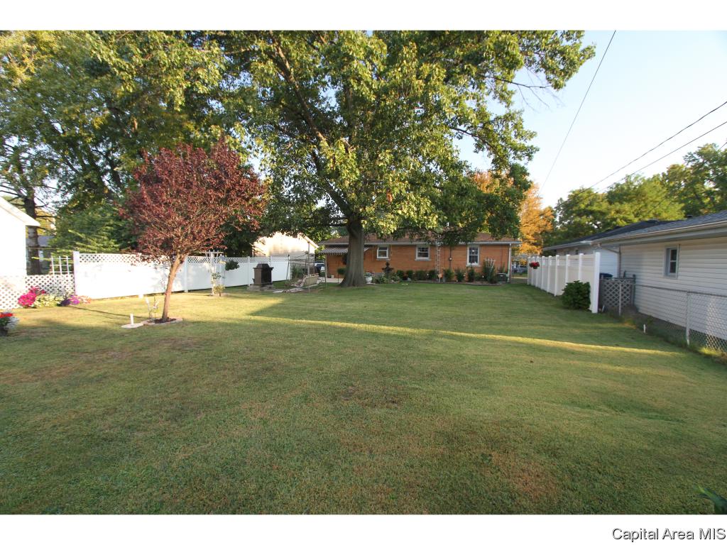 10 Stelte Lane Springfield, IL 62702 - Photo 8 of 29