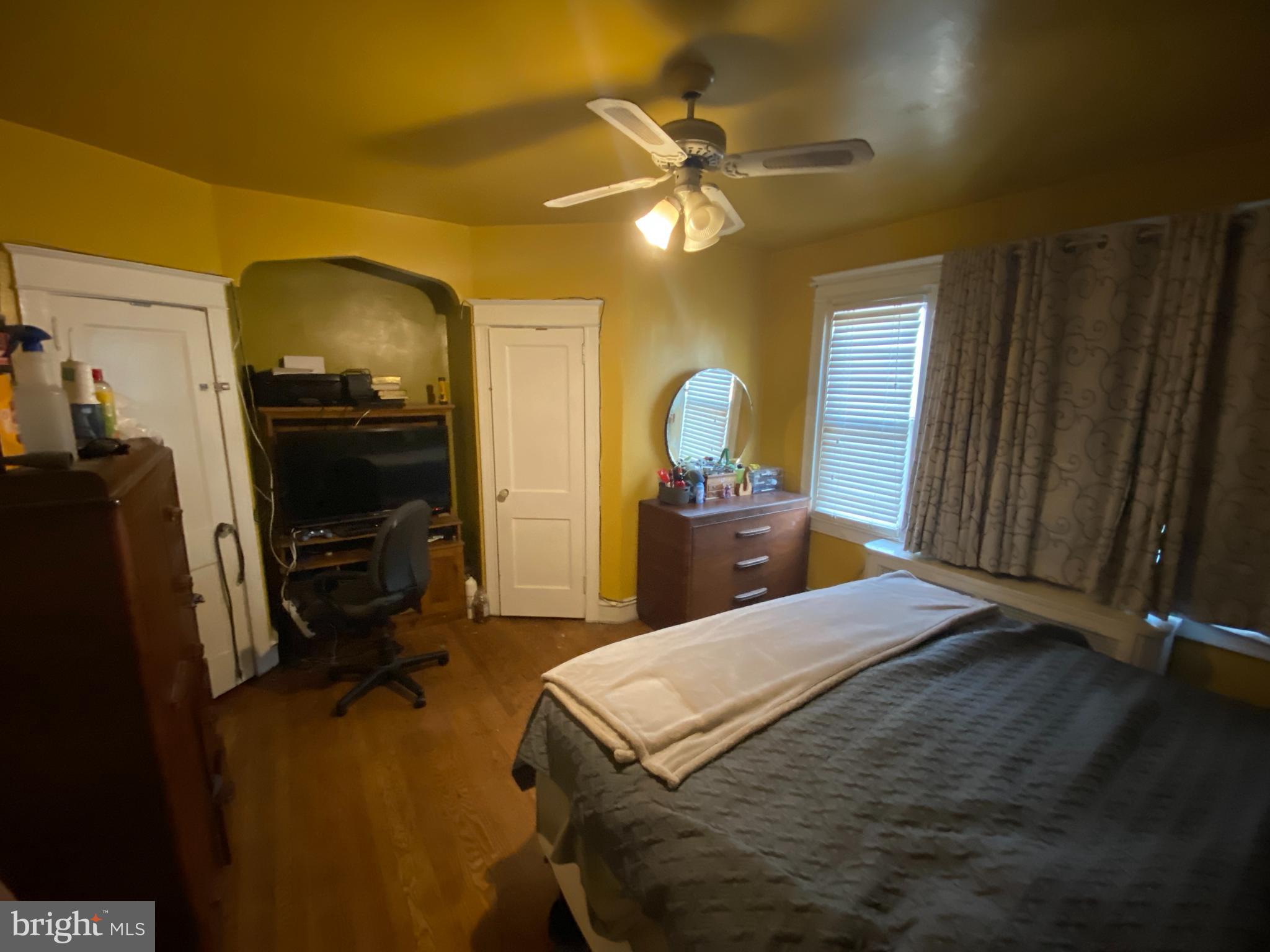 266 Wembly Road Upper Darby, PA 19082 - Photo 12 of 27