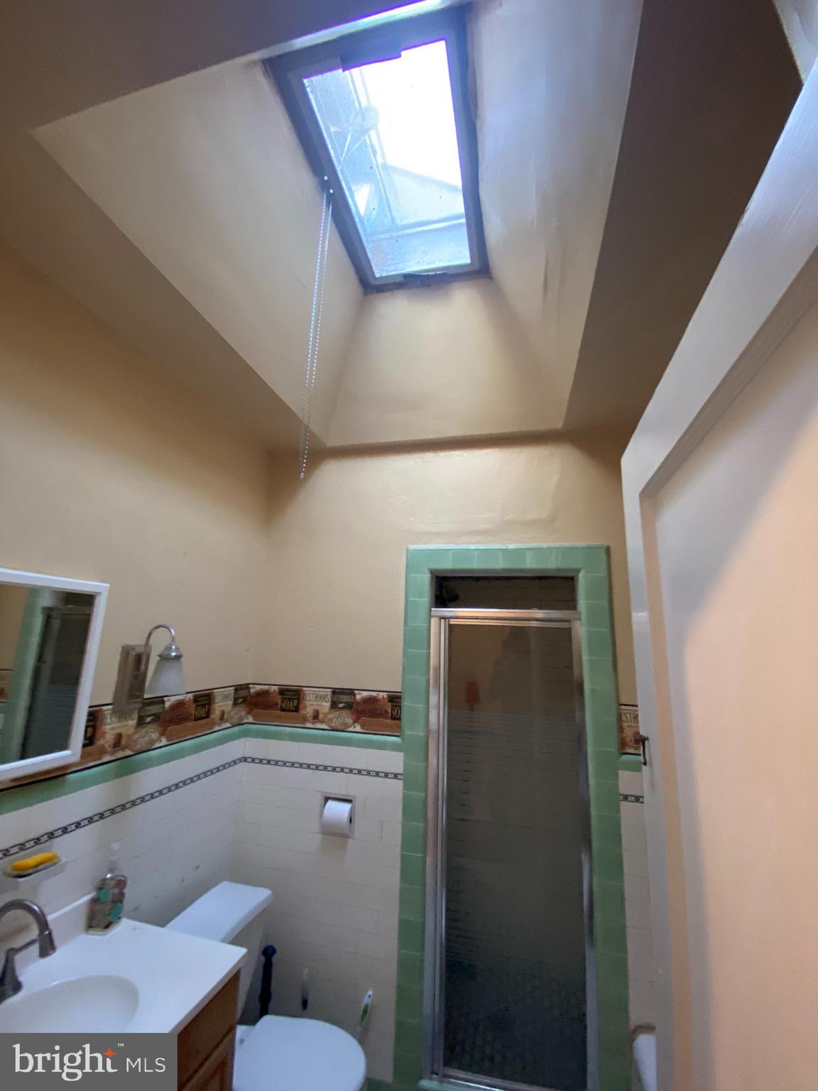 266 Wembly Road Upper Darby, PA 19082 - Photo 20 of 27