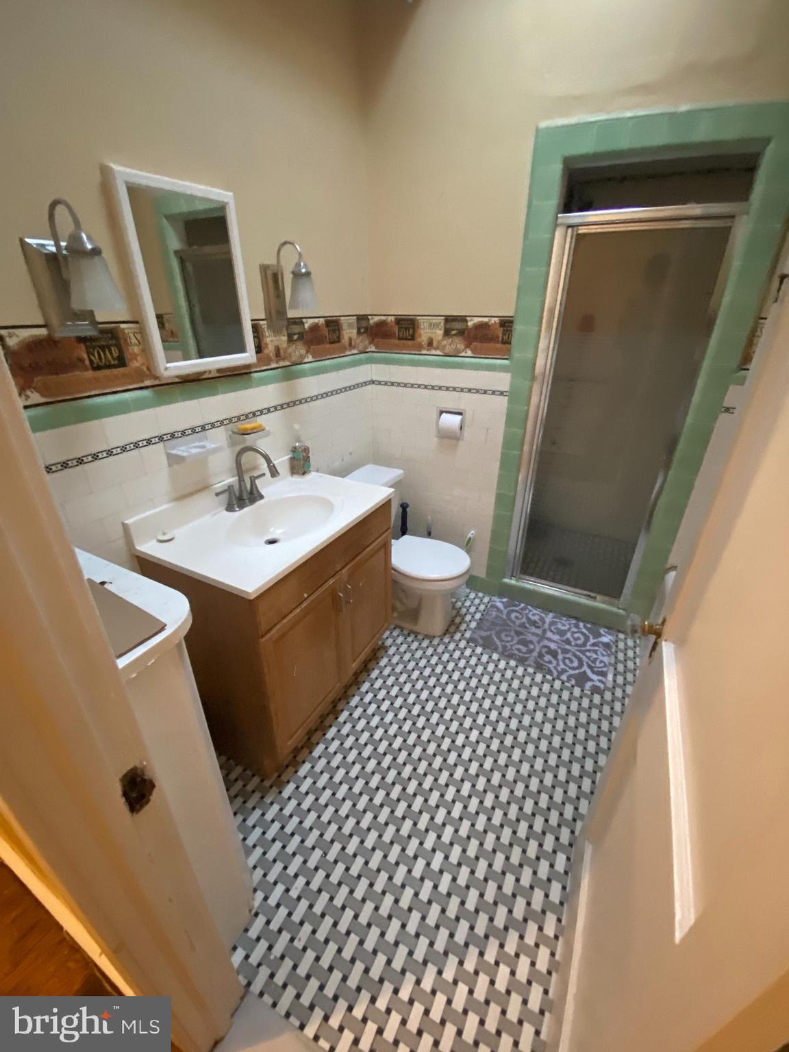 266 Wembly Road Upper Darby, PA 19082 - Photo 22 of 27