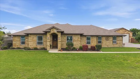 $825,000 | 104 West Vienna Drive, Hutto, TX 78634