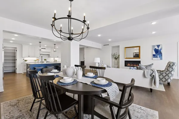 $1,795,000 | 222 Ferndale Road South, Unit 304, Wayzata, MN 55391