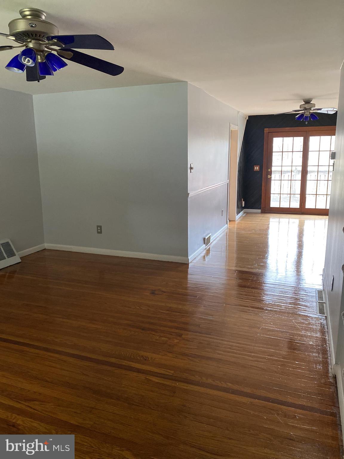 1123 Crestview Road Darby, PA 19023 - Photo 13 of 58