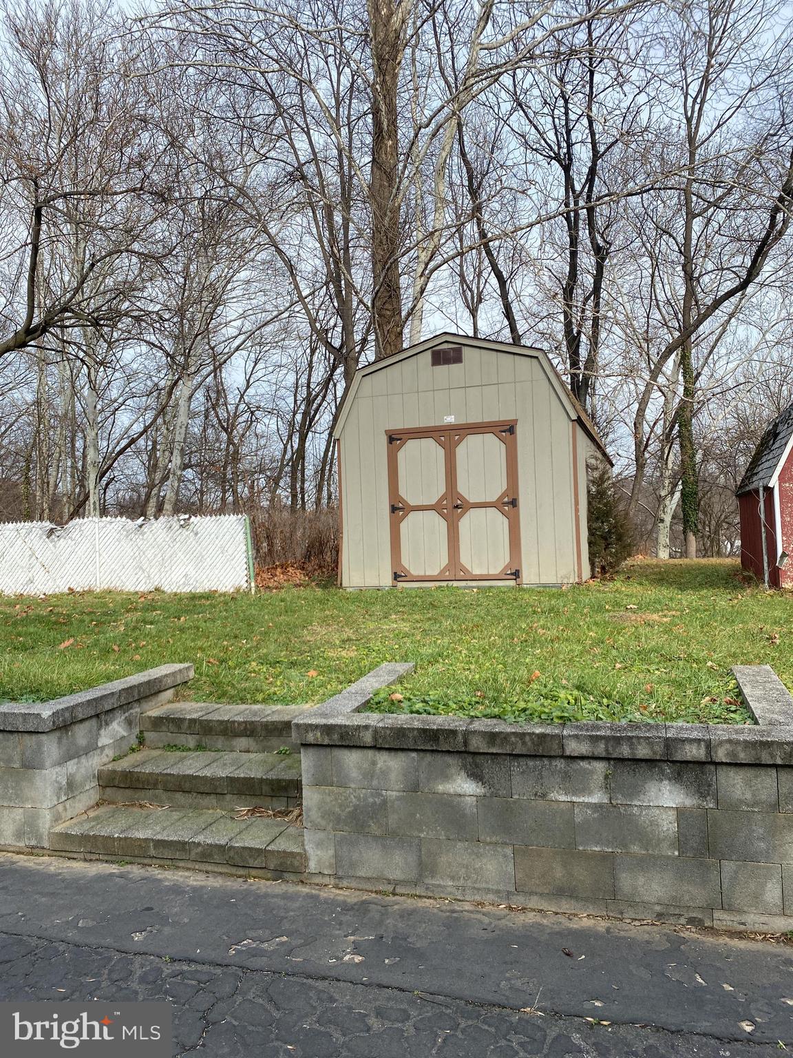 1123 Crestview Road Darby, PA 19023 - Photo 28 of 58