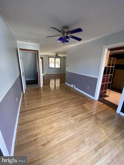 1123 Crestview Road Darby, PA 19023 - Photo 4 of 58