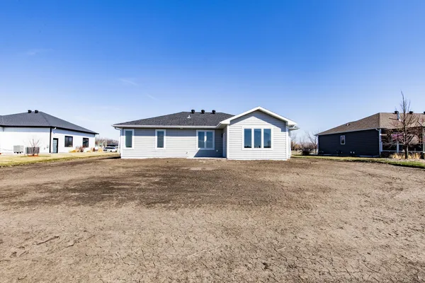 $589,900 | 291 Liberty Lane, Horace, ND 58047