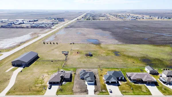 $589,900 | 291 Liberty Lane, Horace, ND 58047