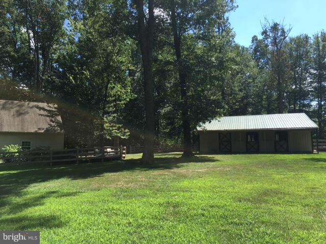 17508 Country View Way Mount Airy, MD 21771 - Photo 25 of 30 Exterior (Rear)