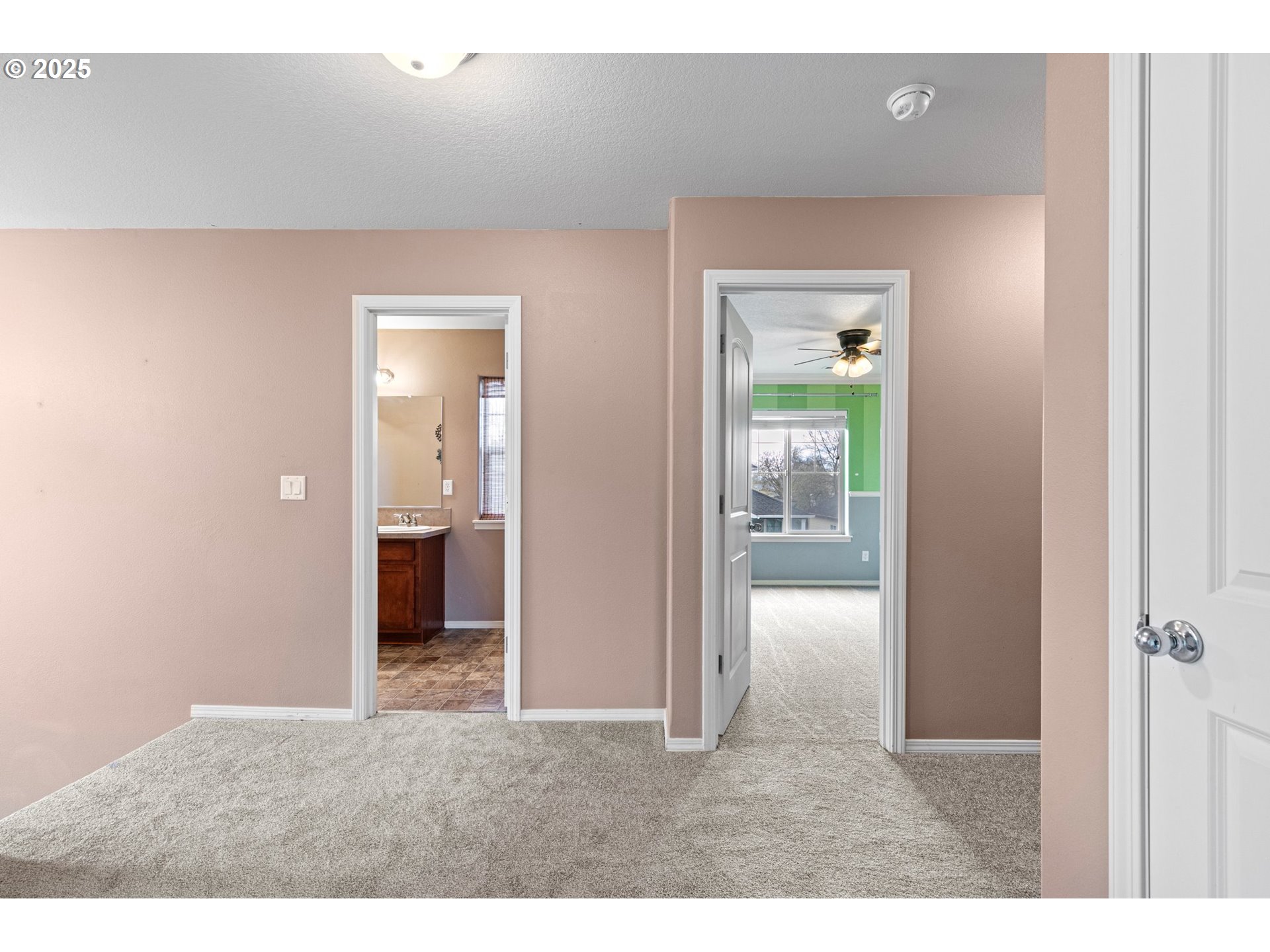 646 Raber Road Eugene, OR 97402 - Photo 32 of 44